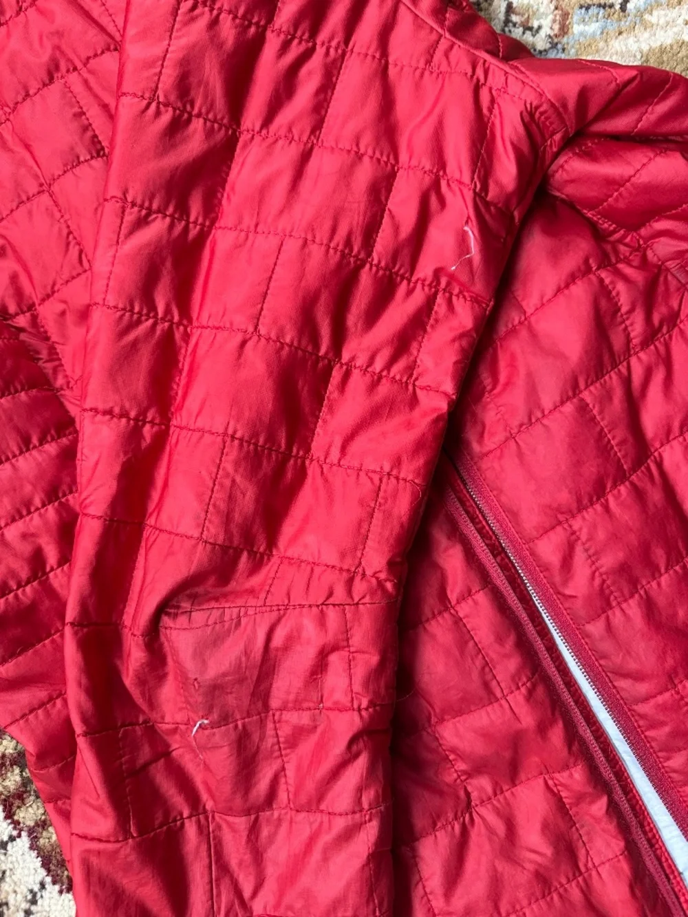 Patagonia women’s MEDIUM Nano puff - Picture 4 of 6
